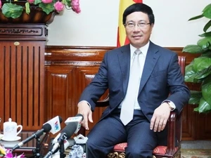 越南政府副总理、外交部长范平明